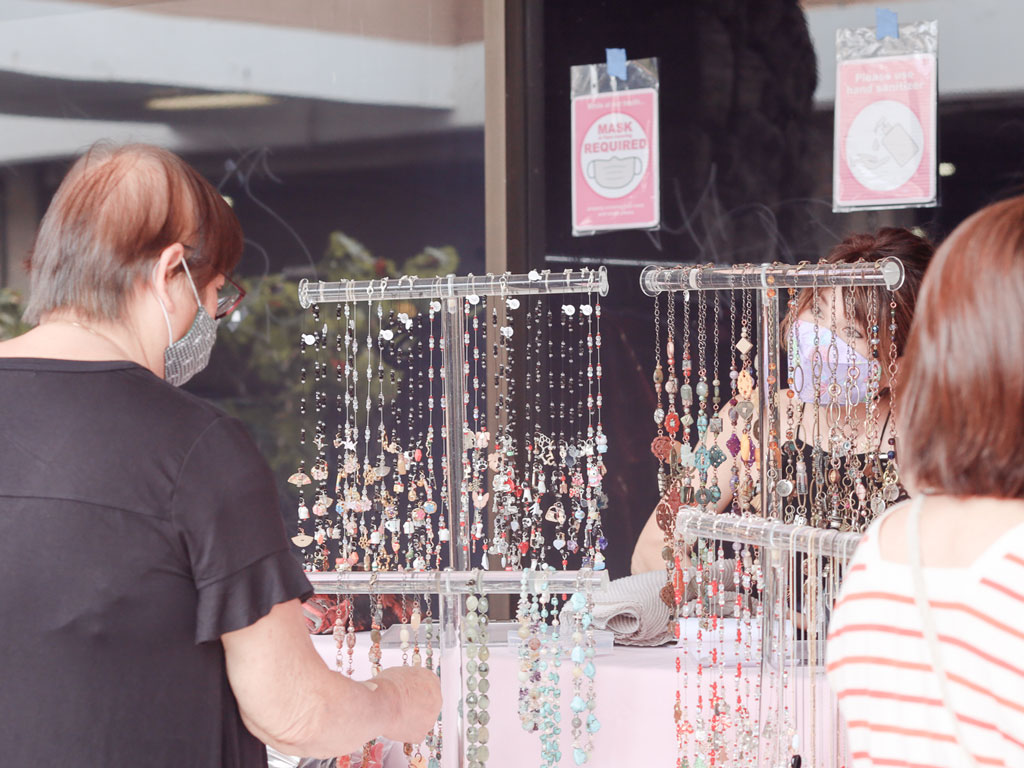jewelry vendor at 808 Craft & Gift Fairs at Koko Marina Center
