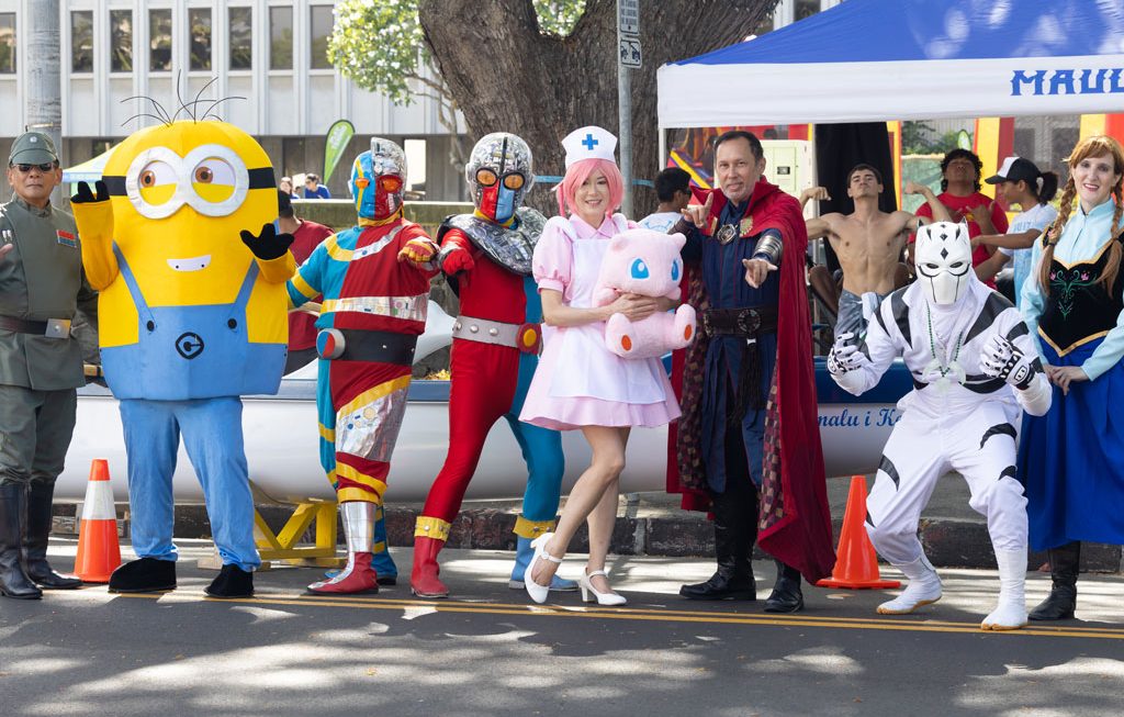 costumed entertainers at Hawaii Children & Youth Day