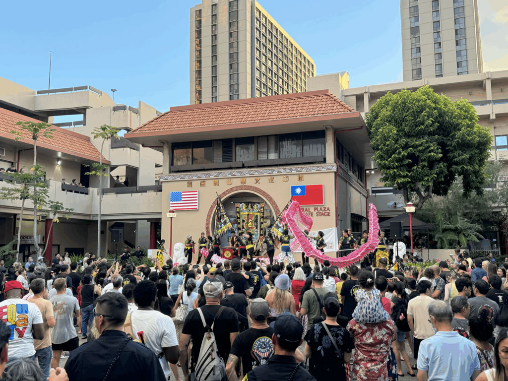 lion dancing performance at Mid-Autumn Festival